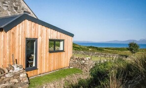 Exterior - Balerominmhor (Isle of Colonsay)