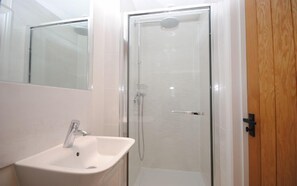 Bathroom - The Run, West Lavant 173744 (Chichester)
