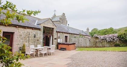 Watson Cottage (Hot Tub)