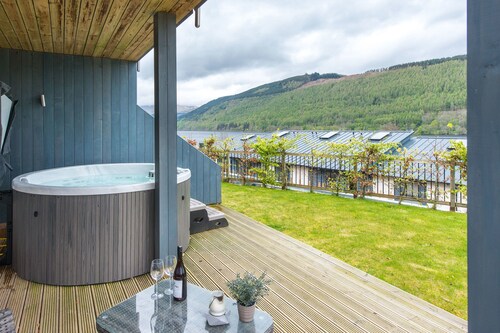 Taymouth Marina  - No. 7 Lawers View