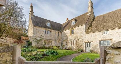 The Little Coach House