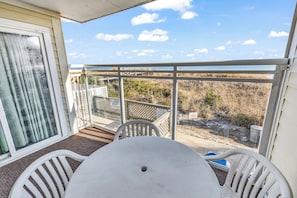 Traditional Condo, 3 Bedrooms | Terrace/patio