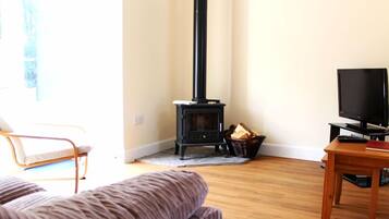 32-inch TV with satellite channels