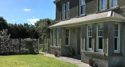 Llysmeurig Villa