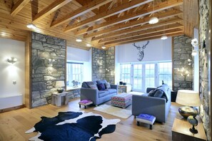 Flachbildfernseher, MP3-Dockingstation