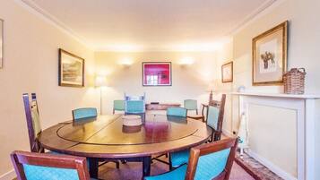 In-room dining