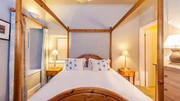 7 dormitorios, cunas gratuitas, camas supletorias y wifi gratis