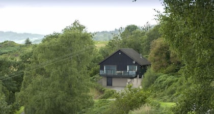 Achmony Green lodge