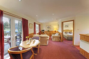 Living area - Poplar lodge (Oban)