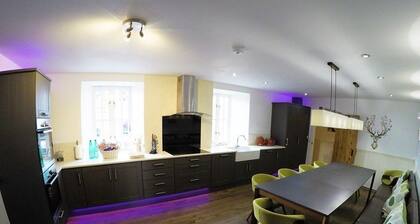 Hillview Lodge 14669