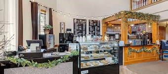Best Western Plus Dutch Haus Inn and Suites
