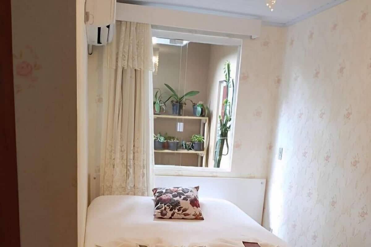 Standard Double Room | Minibar, laptop workspace, blackout drapes, free WiFi