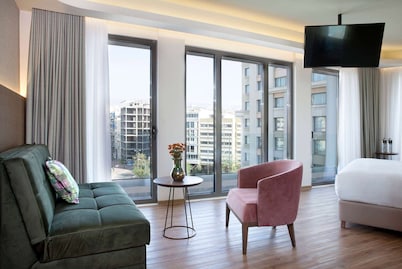 Wyndham Athens Residence