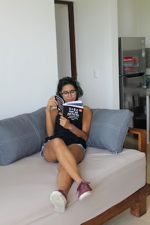 ทีวีจอแบน