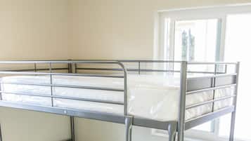 Basic Shared Dormitory, Mixed Dorm | Free WiFi, bed sheets