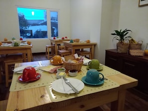 Petit déjeuner buffet compris tous les jours