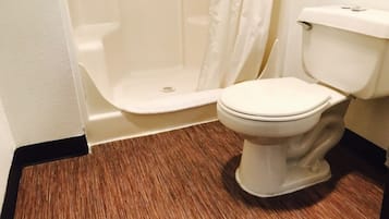 標準單人房, 1 張加大雙人床 | 浴室 | 免費梳洗用品、風筒、提供毛巾