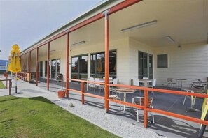 Buiten dineren