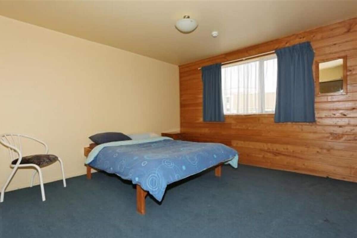 Habitación doble, baño compartido | Wifi gratis y ropa de cama