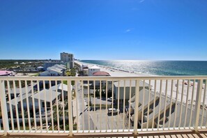 Property grounds - Tradewinds 807- Your Coastal Escape Awaits! Dive in and Relax! (Orange Beach)