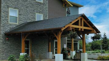 ด้านหน้าที่พัก