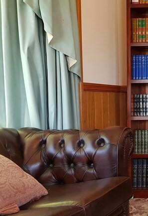 Interior - Impressive Hobby Farm Close in Bungaree (Bungaree)