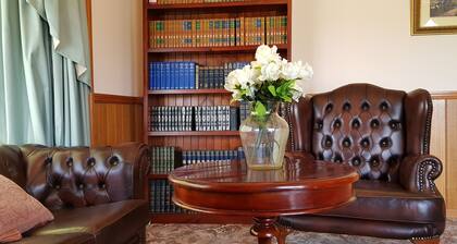 Impressive Hobby Farm Close in Bungaree