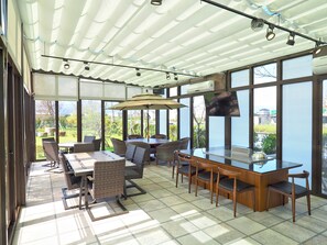 Free daily English breakfast - Sakura Bed and Breakfast (Yuanshan)