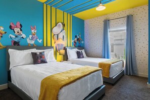 3 bedrooms, travel cot, WiFi, bed sheets