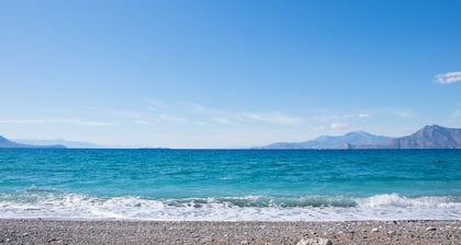 SUNSET BEACH HOUSE IN ALEPOCHORI