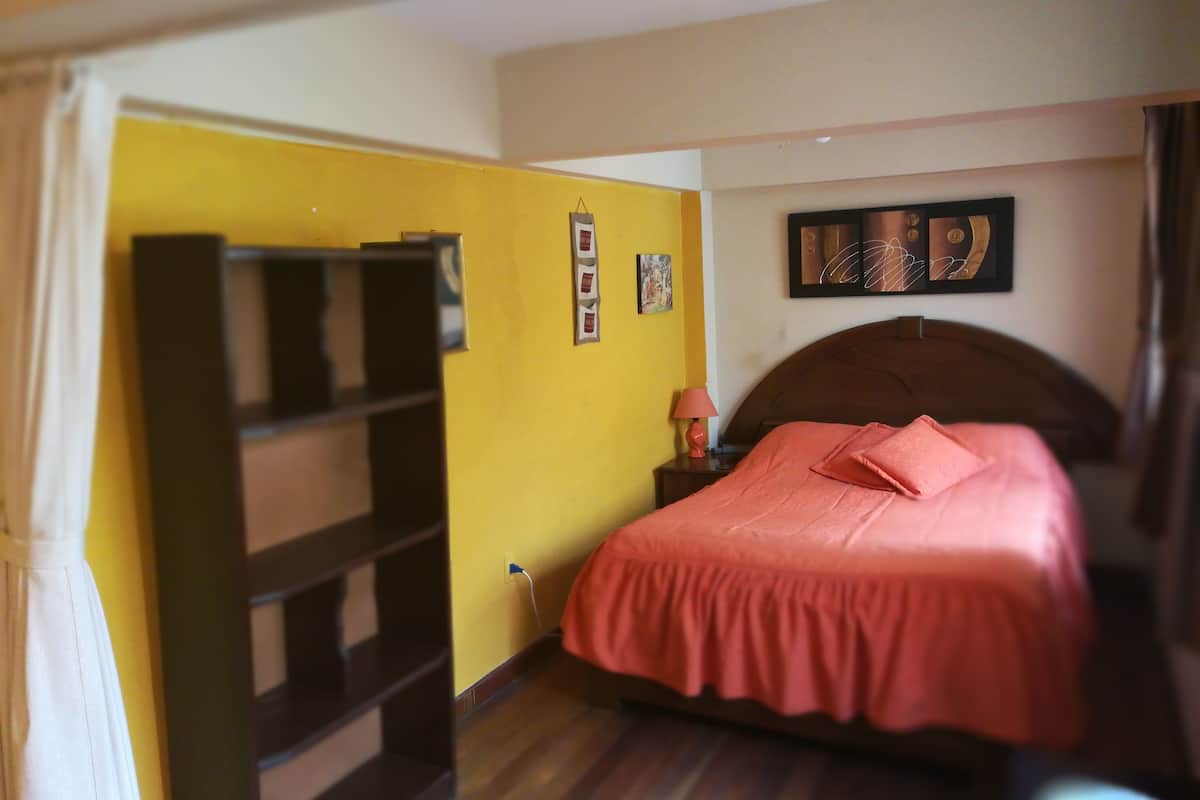 Basic Double Room, 1 Double Bed, Ensuite | Iron/ironing board (on request)