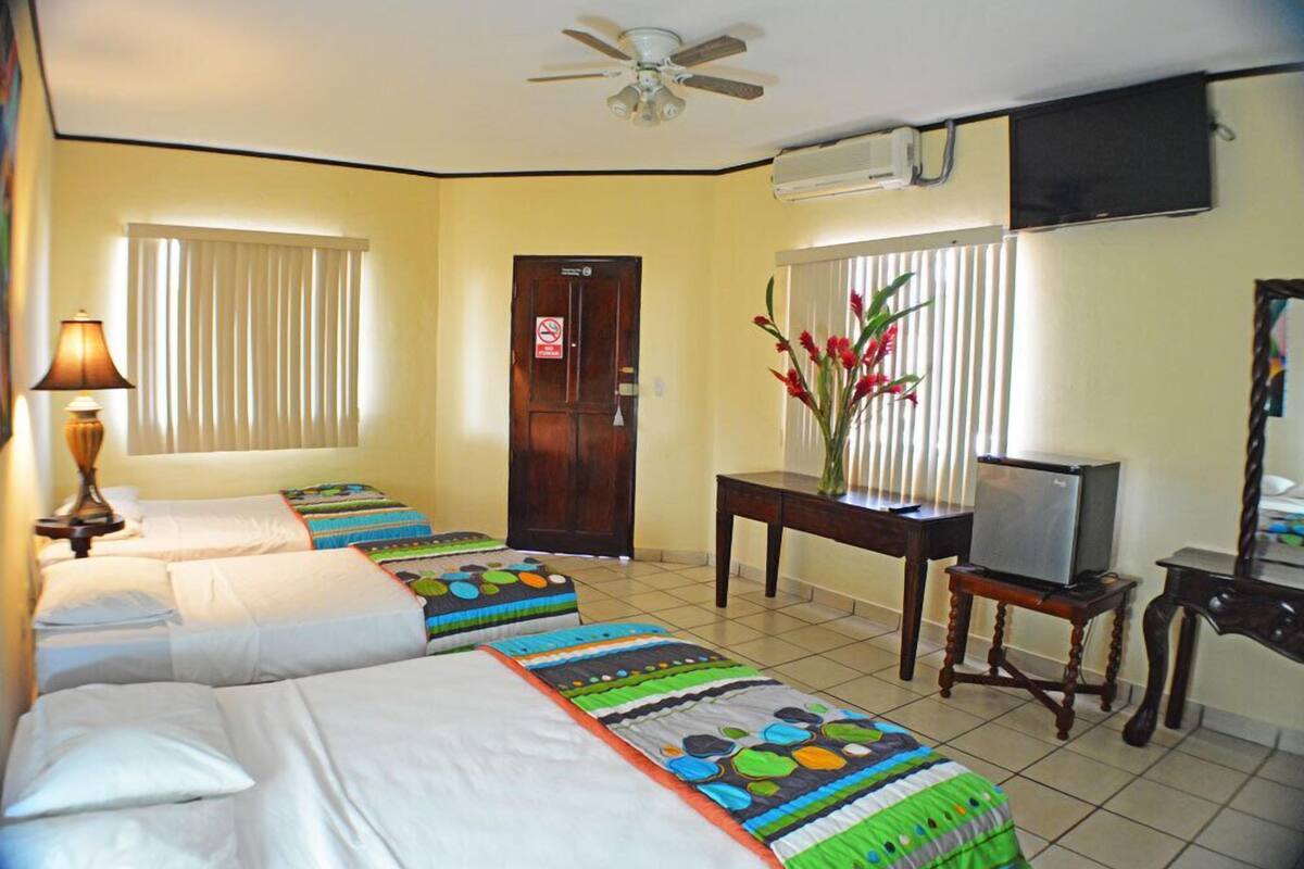 comfort quadruple room, multiple beds, non smoking | in-room safe, desk, free wifi, bed sheets
