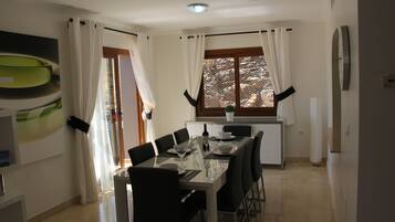 Dineren