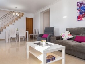 TV, DVD player, stereo - Biali - Beautiful house with stunning views in Búger (Búger)