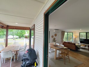 Bungalow Deluxe, vue sur le jardin | Terrasse/patio