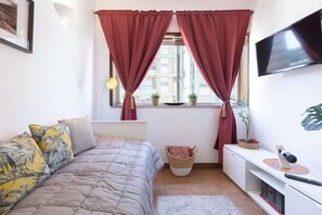 1 chambre, fer et planche à repasser, Wi-Fi, draps fournis