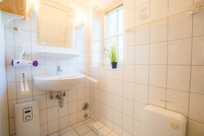 Luokittelematon kuva, 4 kautta 18, painike