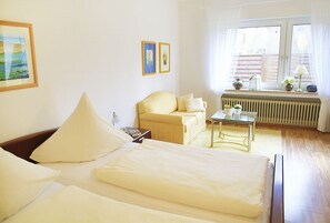 2 Schlafzimmer, Bügeleisen/Bügelbrett, WLAN, Bettwäsche
