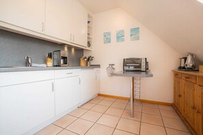 Kühlschrank, Mikrowelle