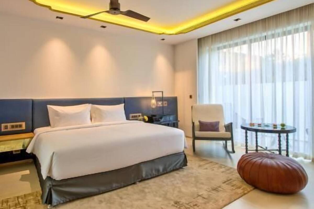 1 phòng ngủ, bộ đồ giường cao cấp, minibar, két bảo mật tại phòng 