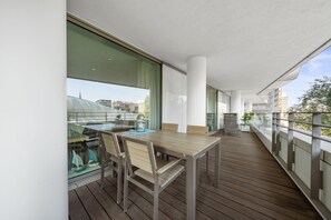 Property grounds - Hafencity, Marco Polo Tower, exclusive location, pure luxury, harbor view  (Hamburg)