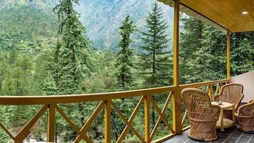 ์ฝํฐ์ง, ์นจ์ค 2๊ฐ | ๋ฌด๋ฃ WiFi, ์นจ๋ ์ํธ