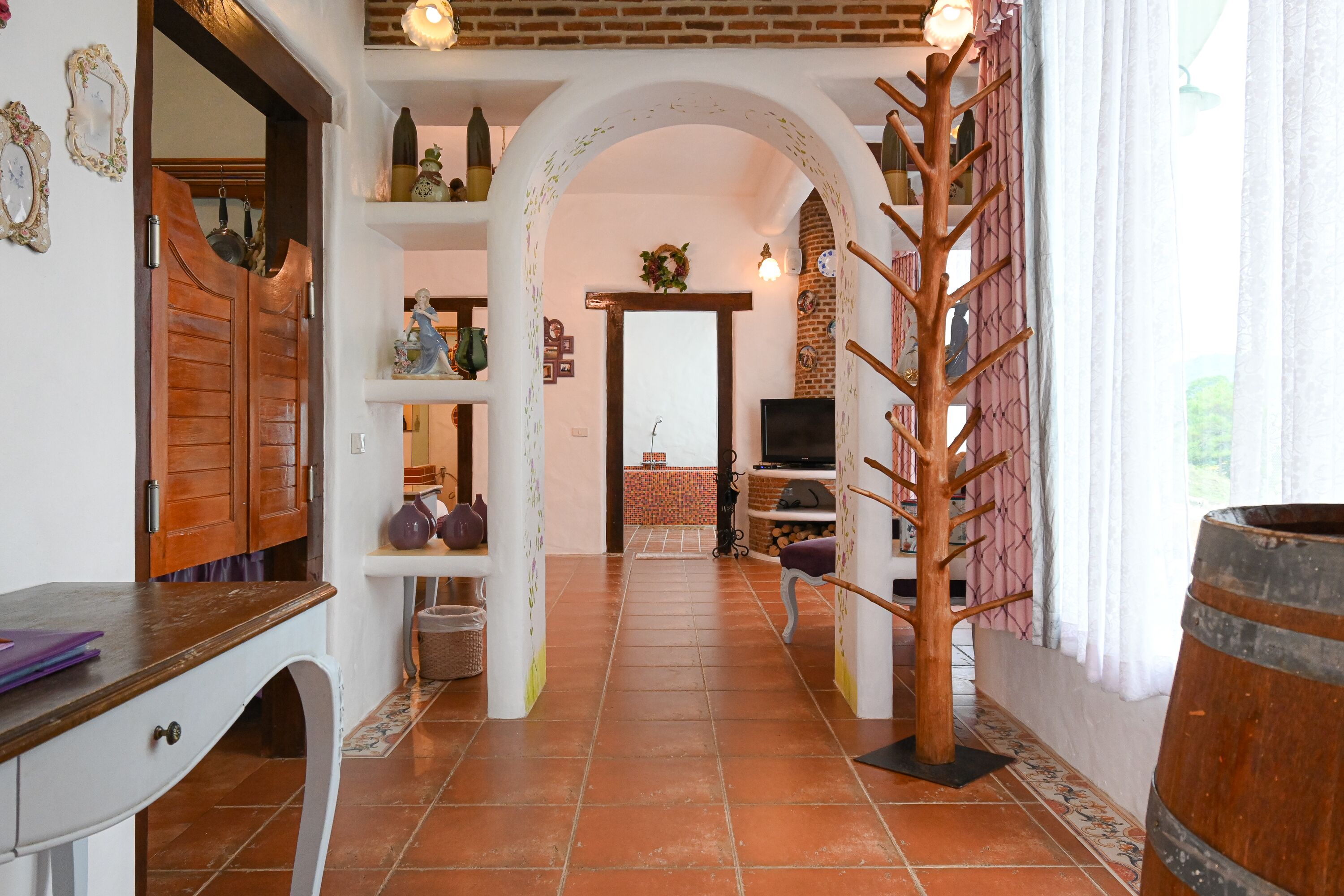 deluxe room | 1 bedroom, premium bedding, free minibar, in-room safe