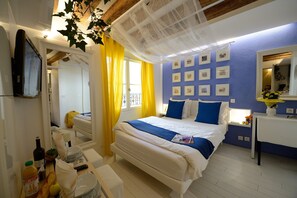 In-room safe, free WiFi, bed sheets