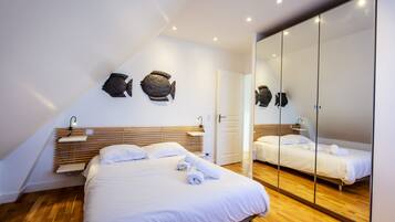 4 chambres, fer et planche Ă repasser, Wi-Fi gratuit, draps fournis