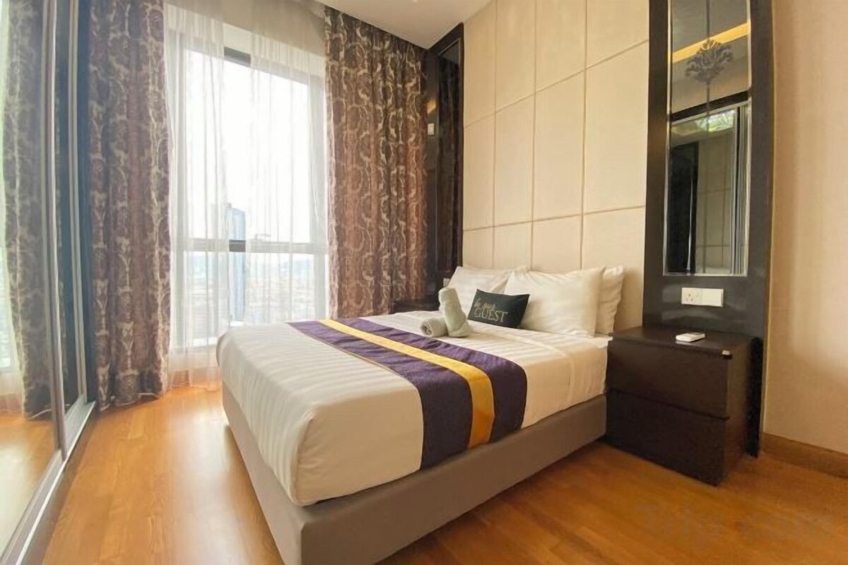 In-room safe, desk, iron/ironing board, free WiFi