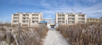 Studio - A Barefoot Walk To Gulf Beach-Free Wifi QUEEN - Keyless Entry