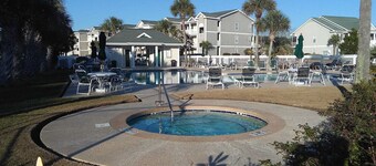 1st floor 3 BR Condo with Free Wifi <br>