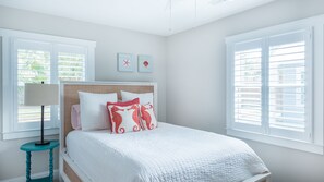 5 bedrooms, iron/ironing board, free WiFi, bed sheets