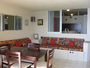 Interior - Oceanfront 2 Bedroom, Spectacular Ocean Views, 59.00/nt May-Oct, monthly rental (Puerto Vallarta)